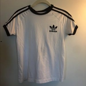 Adidas tee